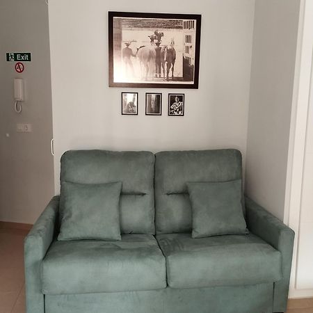 Apartamento La Fuente 27 Tomares Zewnętrze zdjęcie